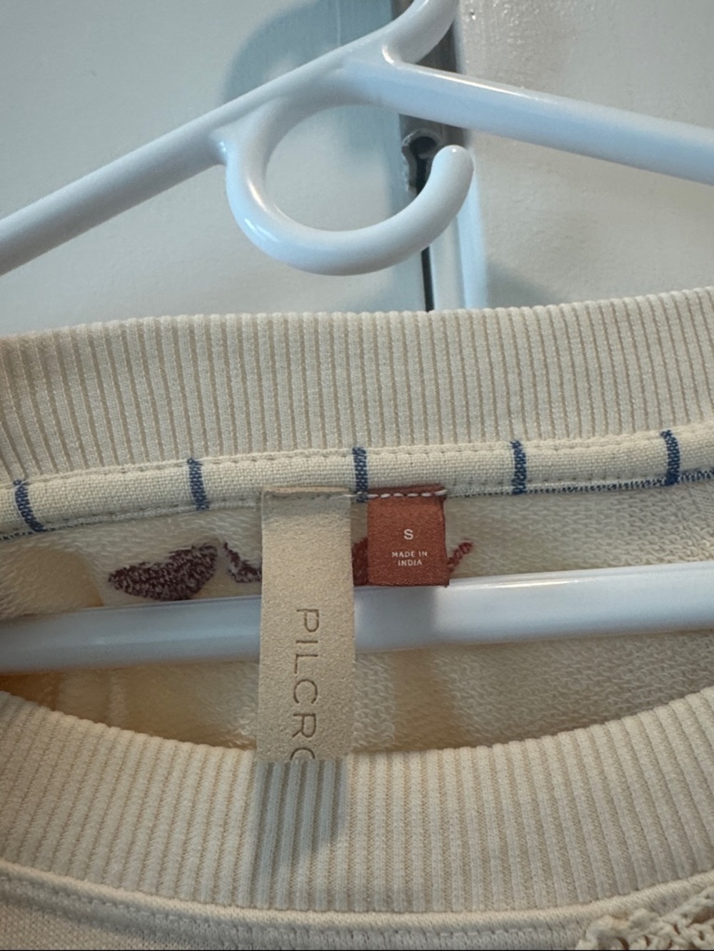 Pilcro Cream Crochet-Appliqué Long-Sleeve Sweatshirt - Picture 3 of 9